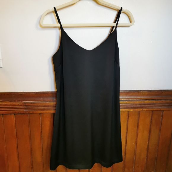 Dynamite Dresses & Skirts - ✨3/$20✨Dynamite Black Slip Dress